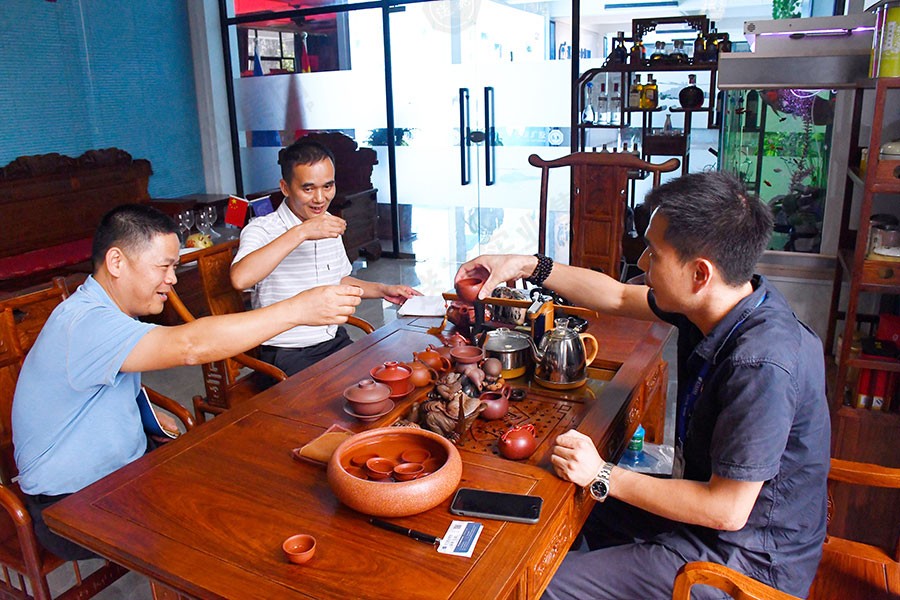 熱烈慶祝海駿達置業(yè)投資集團考察我司圓滿成功！